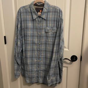 Men’s XL Quicksilver plaid lang sleeves shirt.